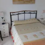 Apartamento Muy Economico En Primera Linea De Playa