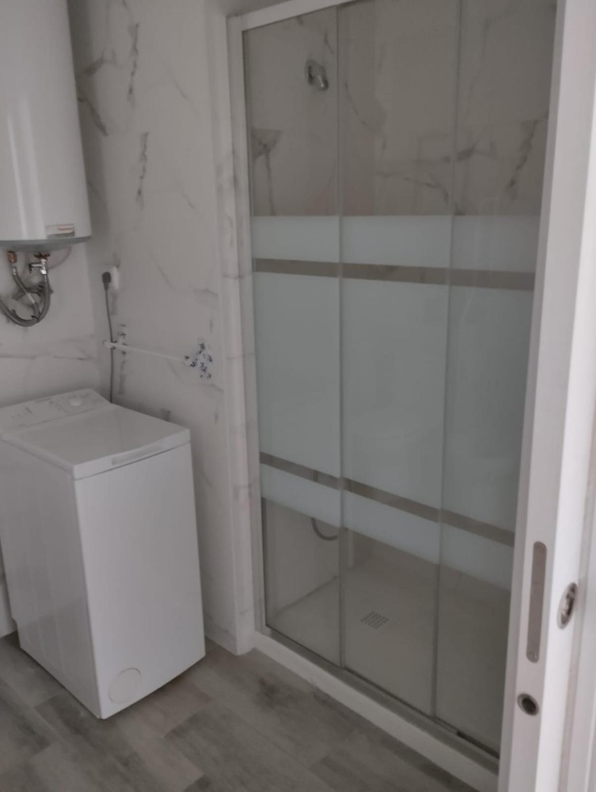 Apartment Muy Economico En Primera Linea De Playa Benidorm